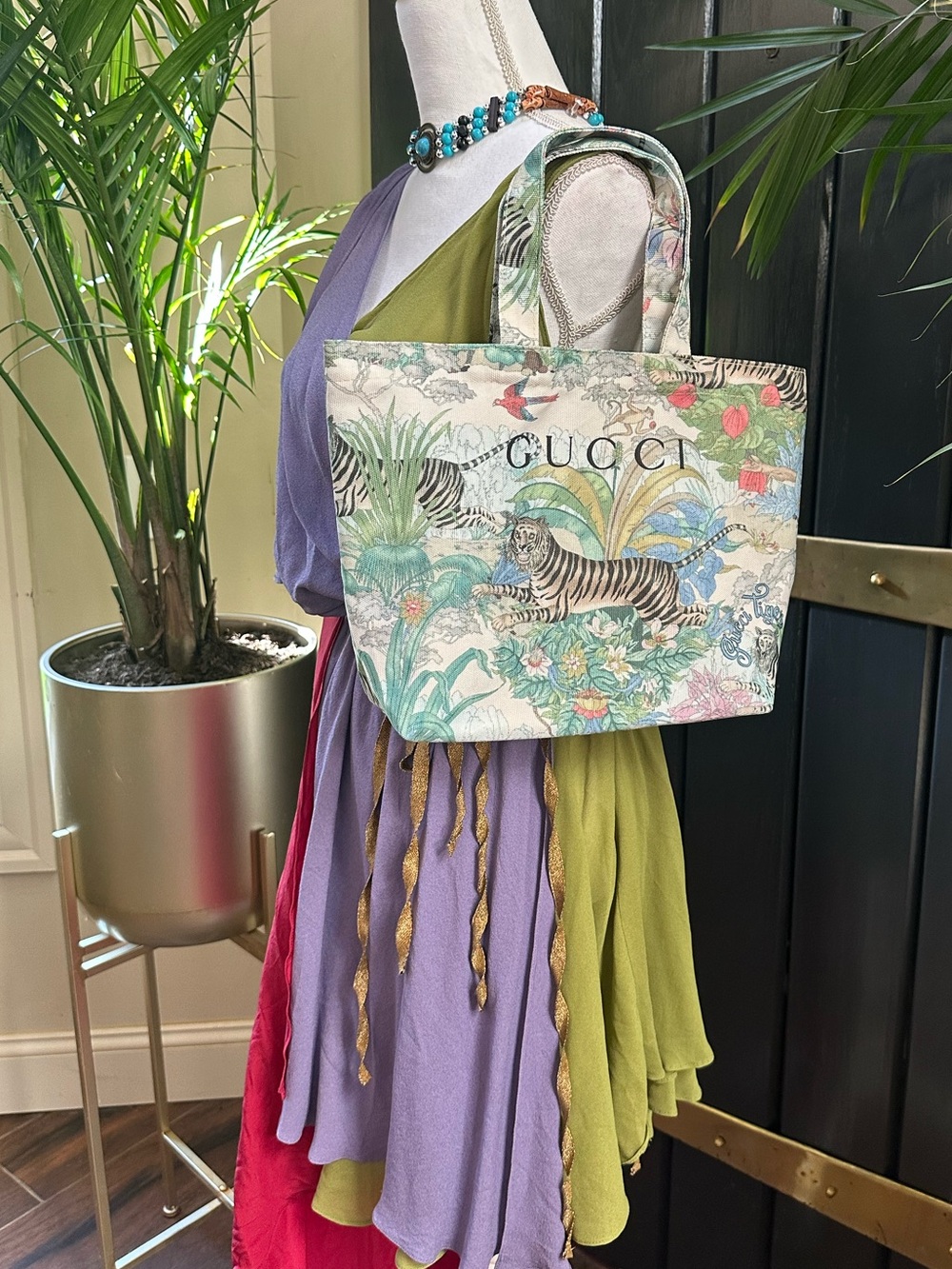New Gucci GWP/VIP beauty gift Floral Jungle Tiger Canvas Tote Bag Purse handbag